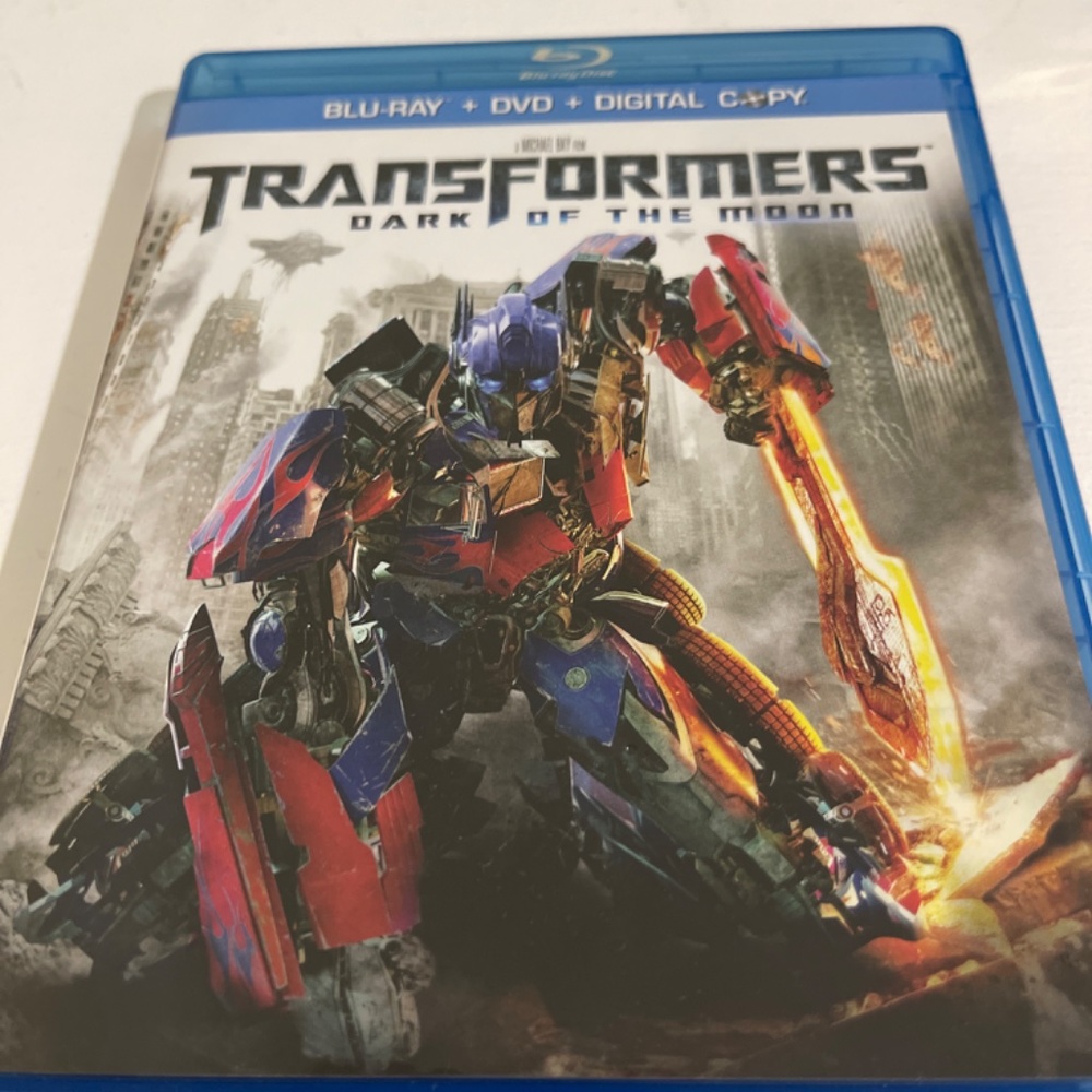 2 Transformers Blu-Ray Movies Dark of the Moon and Revenge of the Fallen - Picture 11 of 11